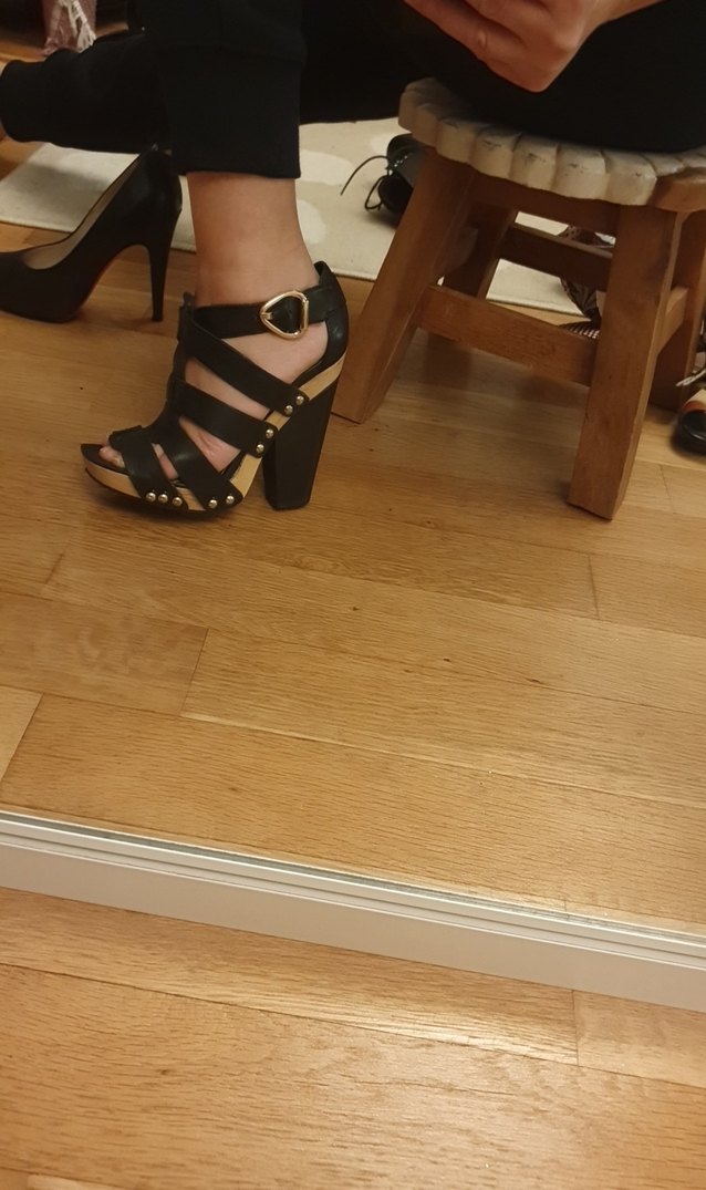 Siyah Deri Tokalı Platform Topuklu Kadın Ayakkabı - Görsel 5