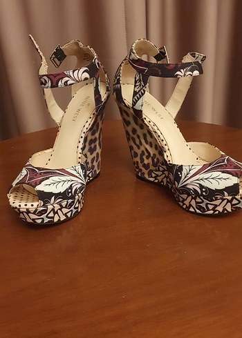 çiçek desenli Dolgu Topuklu Kadın Ayakkabı - Görsel 5