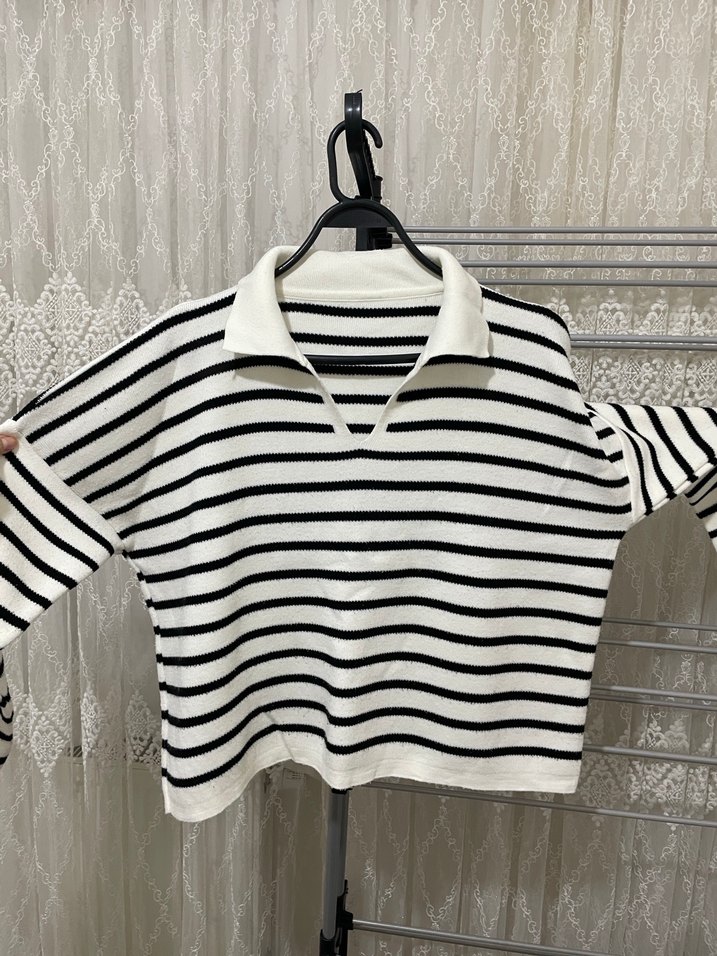 Çizgili Beyaz Gri Örgü Kadın Kazak - Görsel 2