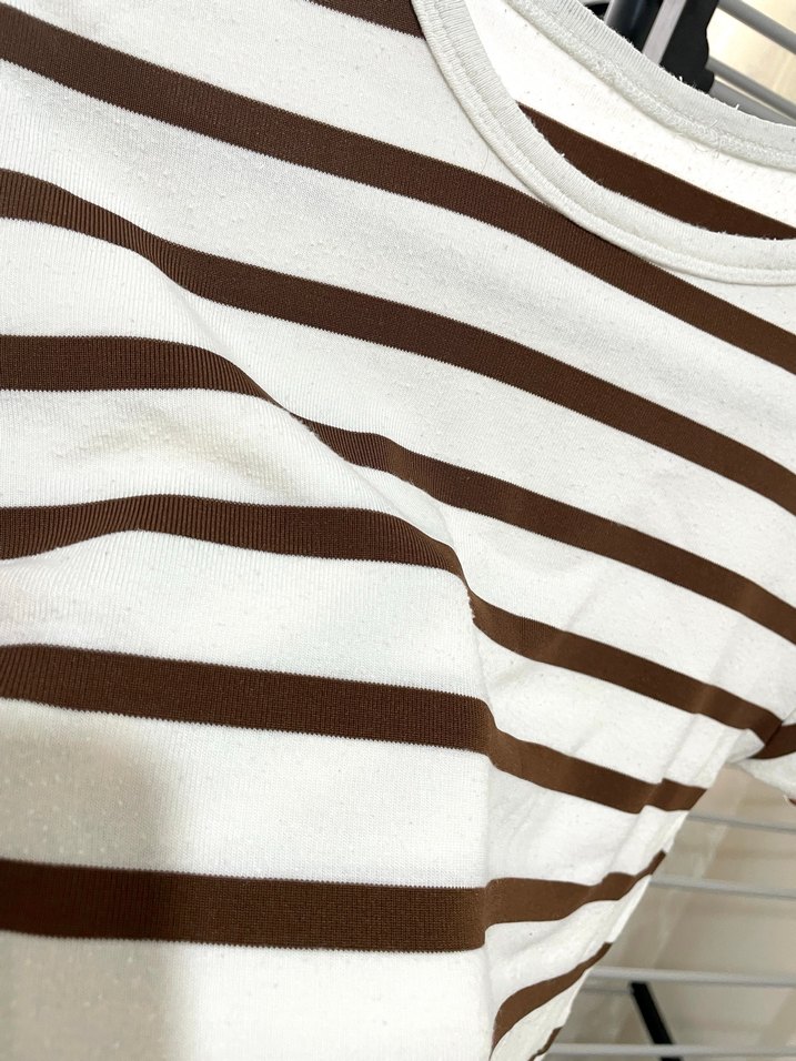 Kahverengi Çizgili Kısa Kollu Tişört - Görsel 2