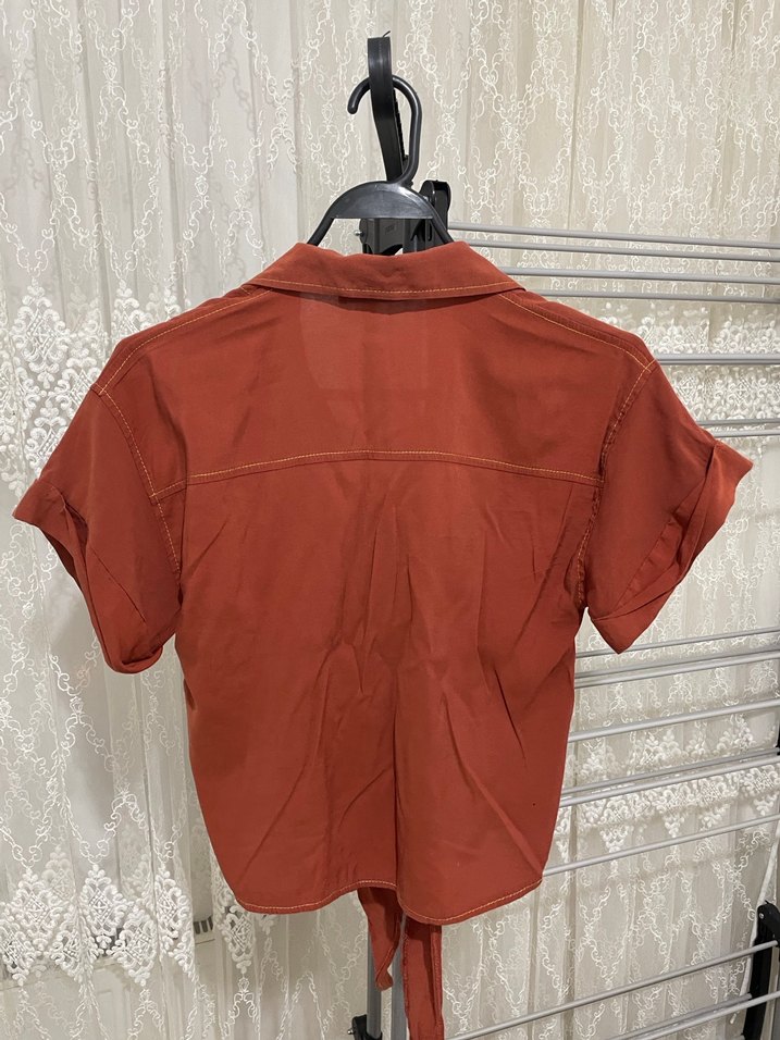 Düğmeli Kısa Kollu Keten Gömlek - Görsel 3