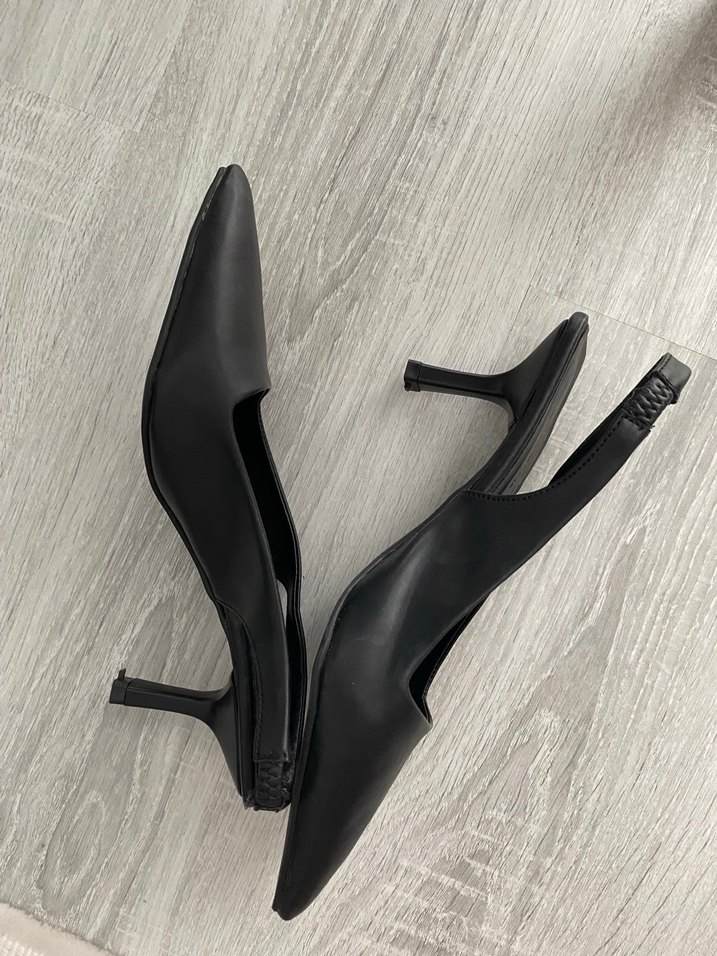 Klasik Siyah Kadın Ayakkabı - Görsel 3