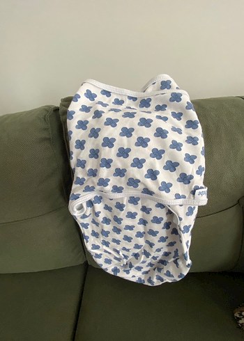 Beyaz Mavi Desenli Bebek Kundak Örtüsü - Görsel 2