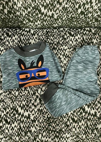 6 Adet 6-9 ay Erkek Bebek Kıyafetleri - Görsel 4