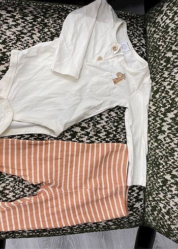 Erkek bebek 4 Adet Alt-Üst Takım 3-6 Ay - Görsel 3