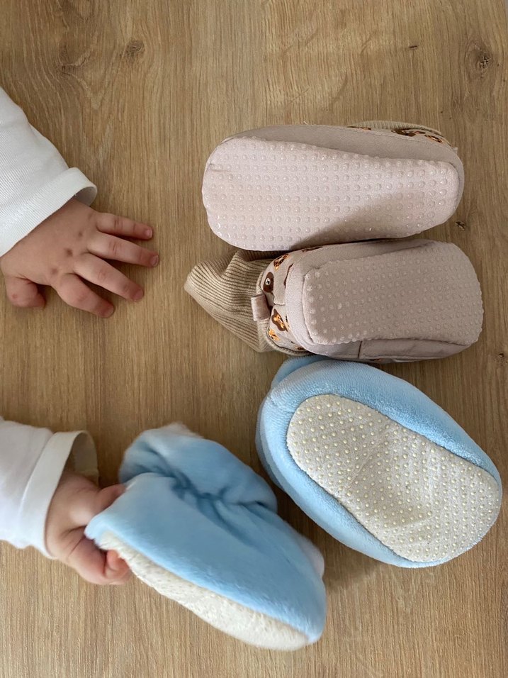 2 Adet Bebek Panduf ve 9 Çift Çorap - Görsel 5