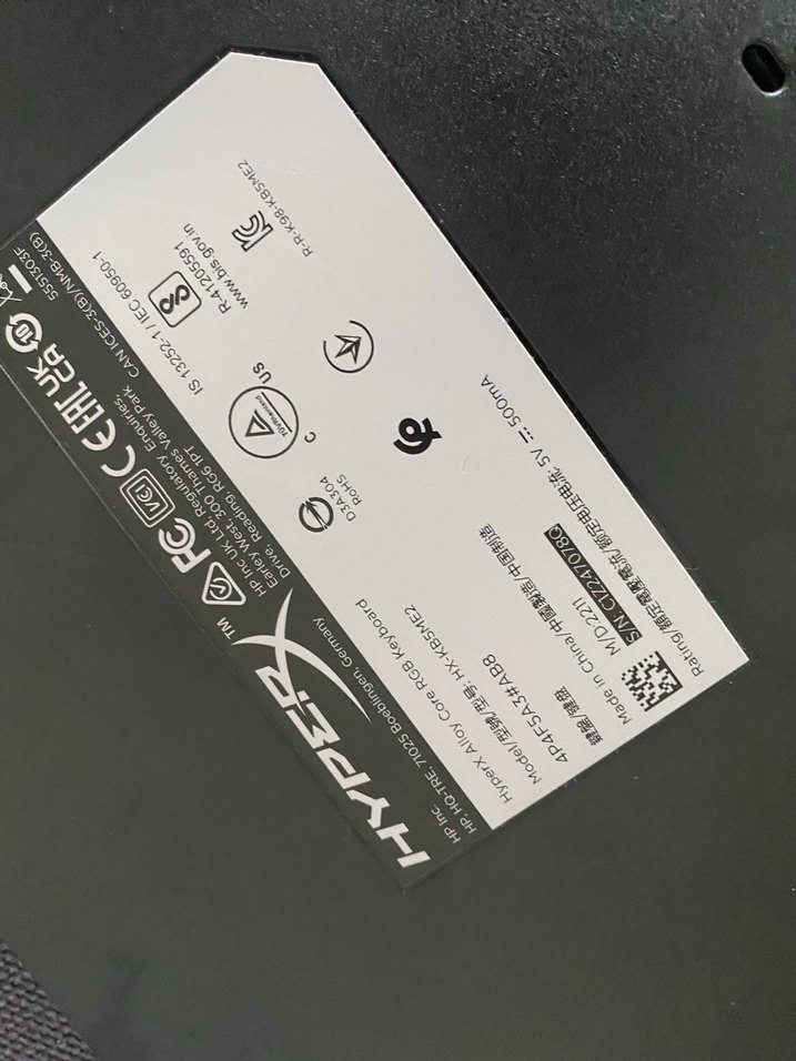 Çok Renkli Işıklı HYPERX Alloy Core RGB Türkçe Oyun Klavyesi - Görsel 5