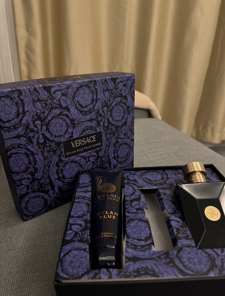 Versace Dylan Blue Erkek Parfüm Seti - Görsel 4
