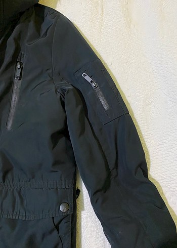 Erkek Çocuk Gri Kürklü Kapüşonlu Kaban - Görsel 4