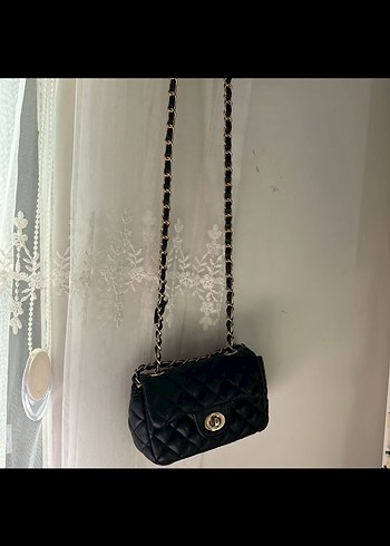 Zincir Detaylı Siyah Deri Kadın Çanta - Görsel 2