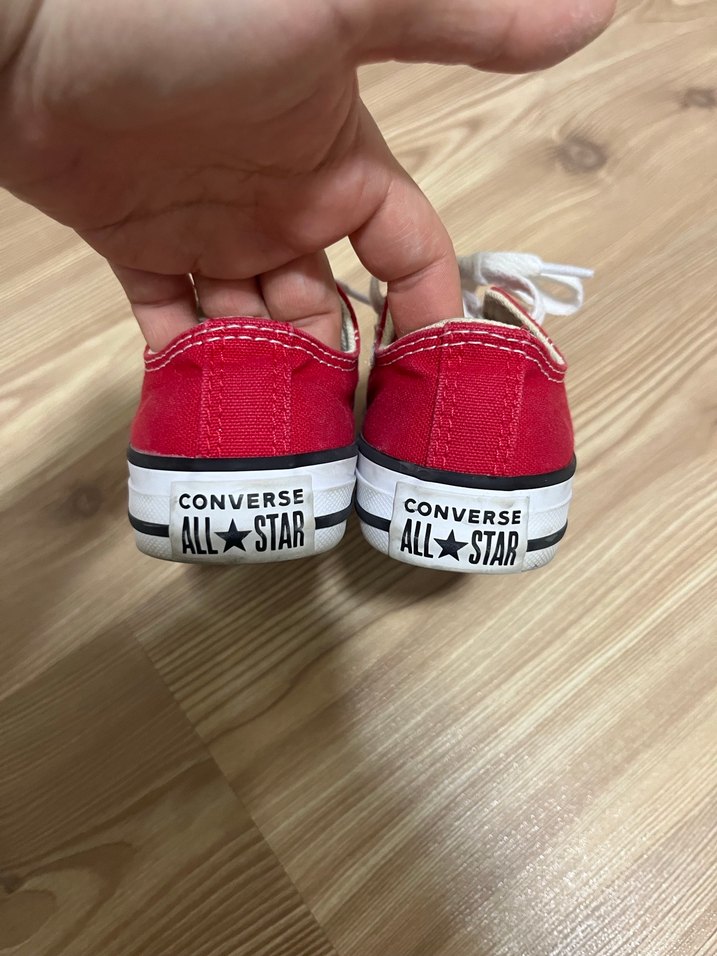 Converse ayakkabı - Görsel 2