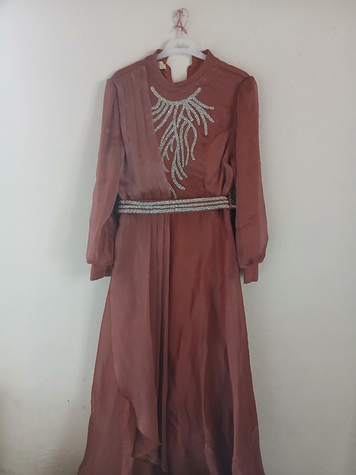 Uzun Kollu Kahverengi İşlemeli Bohem Elbise şal dahil - Görsel 2