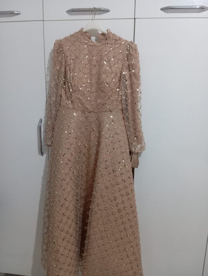 Kadın Bej Uzun Kollu Payetli Abiye Elbise - Görsel 2
