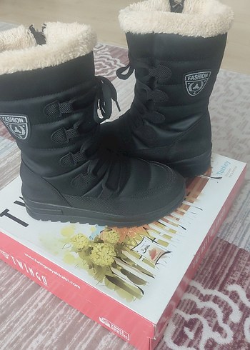 kız çocuk bot - Görsel 4