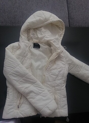 Bershka şişme mont 