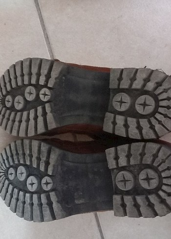 FERMUARLI VE BAĞCIKLI İÇİ YÜNLÜ DERİ KIŞLIK BAYAN BOTU - Görsel 5