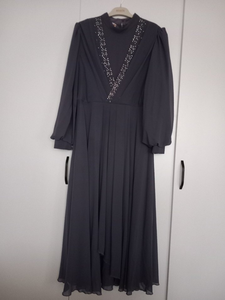 Gri Uzun Kollu Gotik Kadın Abiye Şifon Elbise - Görsel 2