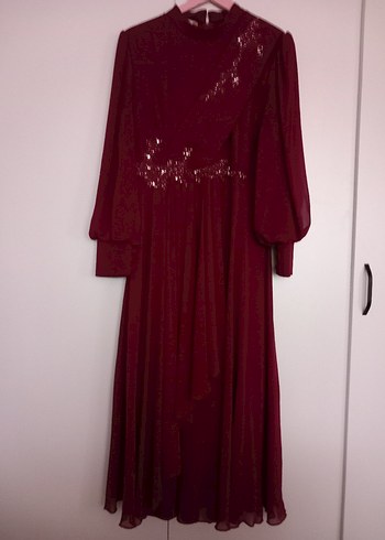 Bordo Nakışlı Uzun Kollu Kadın Şifon Abiye Elbise - Görsel 2