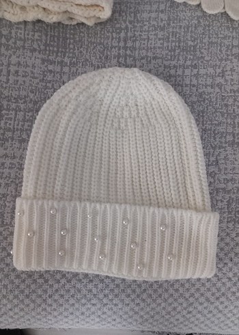 Beyaz Örgü Çocuk Atkı, Bere ve Eldiven Seti - Görsel 7