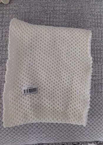 Beyaz Örgü Çocuk Atkı, Bere ve Eldiven Seti - Görsel 6