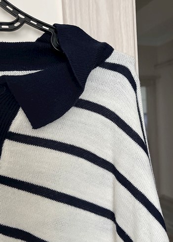 Düğmeli lacivert  Beyaz Çizgili Kadın Kazak - Görsel 3