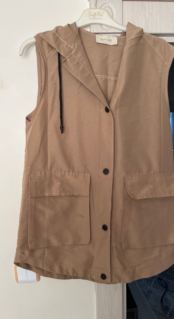 Düğmeli Bej Kadın Midi Yelek - Görsel 3