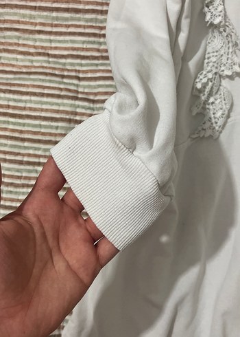 Dantel Detaylı Uzun Kollu Beyaz Kadın Bluz - Görsel 2
