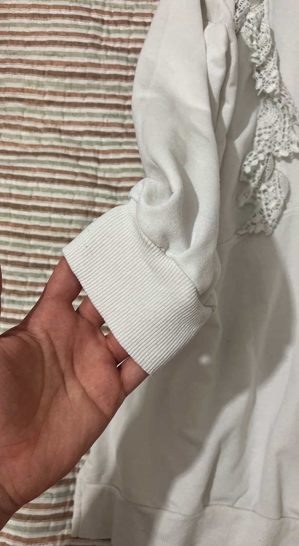 Dantel Detaylı Uzun Kollu Beyaz Kadın Bluz - Görsel 2