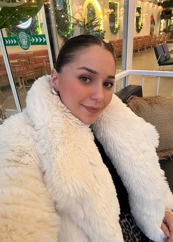 Kadın Beyaz Peluş Yakalı Midi Boy Suni Kürk - Görsel 7