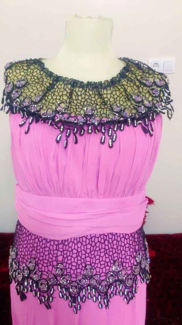 Pembe Straplez Nakışlı Uzun Abiye Elbise - Görsel 3