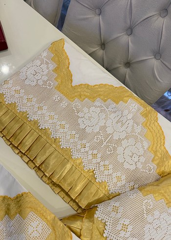 İşlemeli Parlak Sarı Nevresim Takımı - Görsel 4