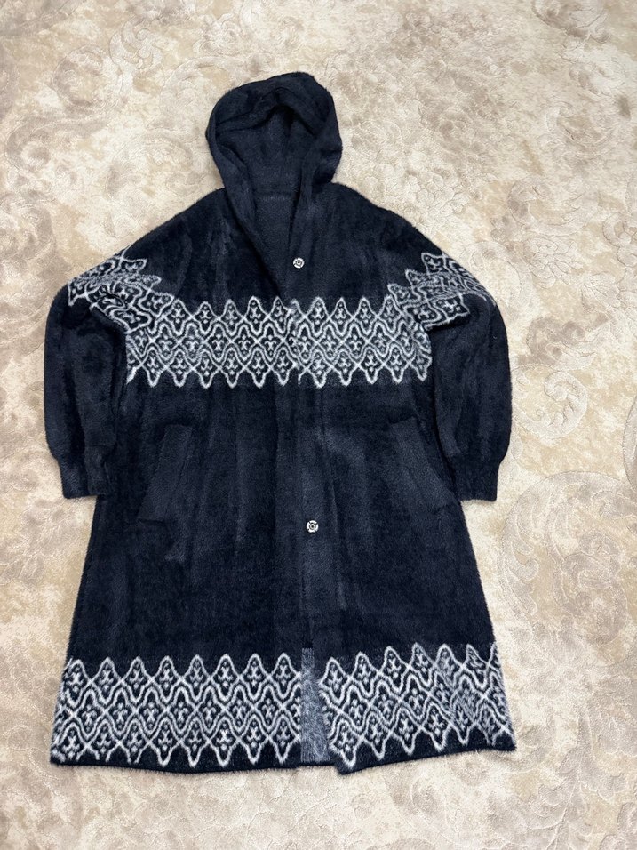 Nakışlı Kapüşonlu Siyah Angora Kürk - Görsel 2