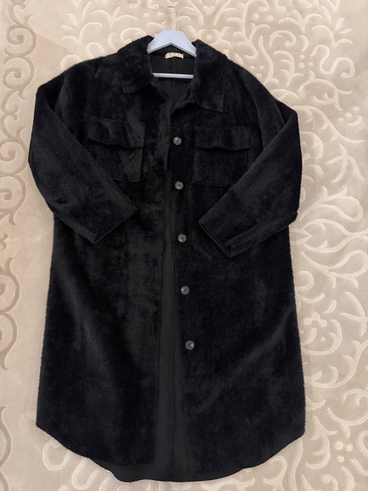 Siyah Peluş Uzun Kadın Kaban - Görsel 3