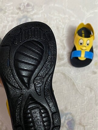 22 Beden Erkek bebek sandaleti