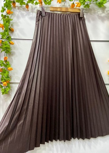 Deri Görünümlü Sık Pileli Etek  13 Renk Seçeneği - Görsel 11