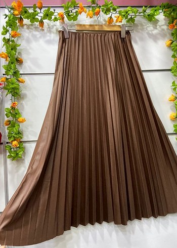 Deri Görünümlü Sık Pileli Etek  13 Renk Seçeneği - Görsel 10