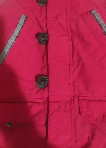 Koyu Kırmızı Düğmeli Erkek Çocuk Mont - Görsel 2