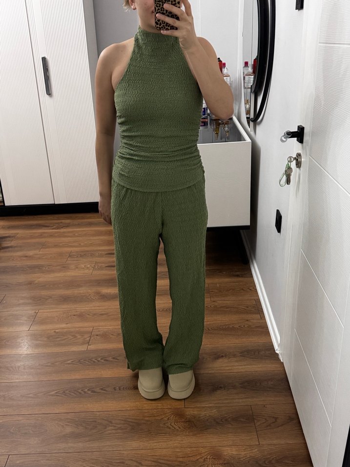 Kadın Kolsuz Haki Jumpsuit - Görsel 3