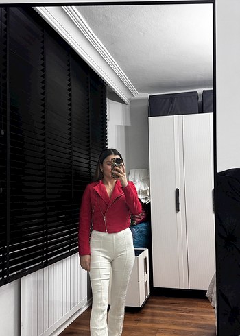 Kırmızı Kemerli Kadın Süet Ceket - Görsel 4