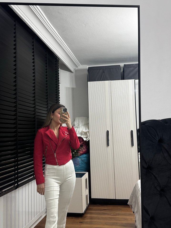 Kırmızı Kemerli Kadın Süet Ceket - Görsel 5