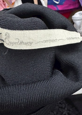 Dik Yaka Kareli Siyah Triko Elbise - Görsel 6