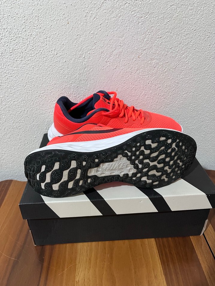 Nike Revolution 6 Nn Nar Çiçeği - Görsel 4