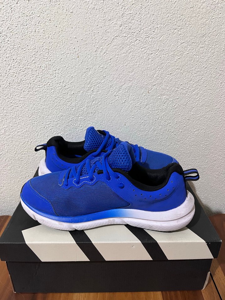 Under Armour Charged - Görsel 3