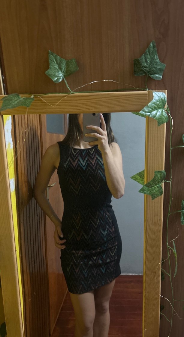 Önü desenli düz elbise - Görsel 3