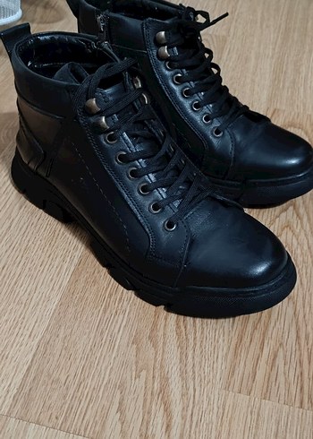 Flo Ayakkabı Deri Siyah Bağcıklı Erkek Kauçuk Bot - Görsel 2