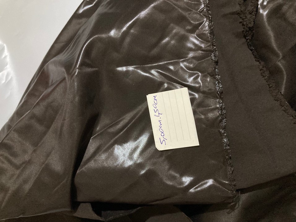 Parlak Koyu Kahve Su Geçirmez Parça Kumaş - Görsel 2