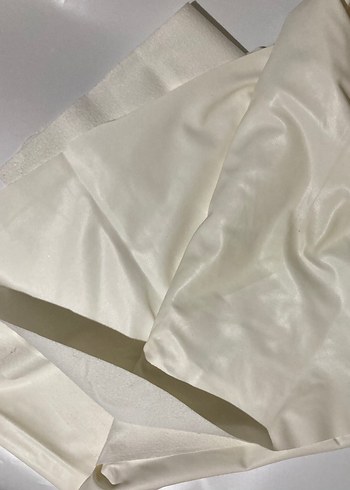 Beyaz Deri Parça Kumaş Polarlı 190x150 cm - Görsel 4