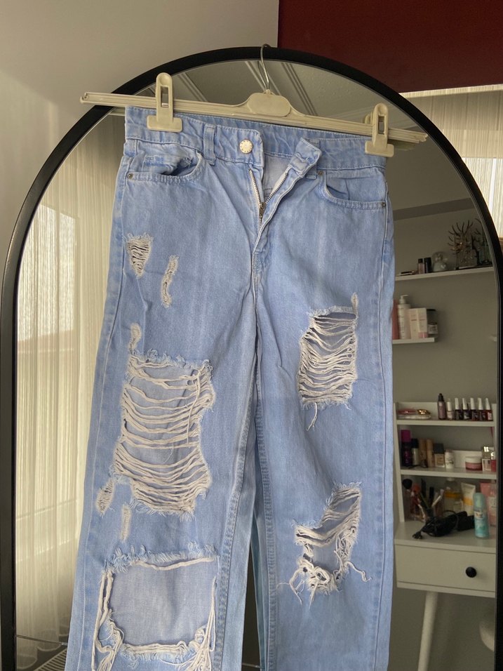 Mavi Yırtık Bol Kesim Midi Kot Pantolon - Görsel 2