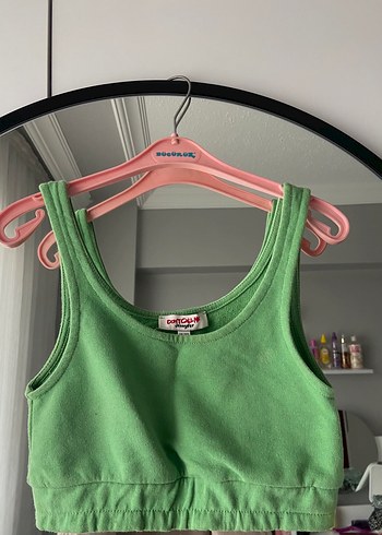 Yeşil Askılı crop - Görsel 2