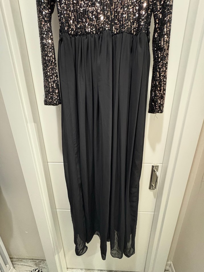 Uzun Kollu Pilili Siyah Abiye Elbise - Görsel 2